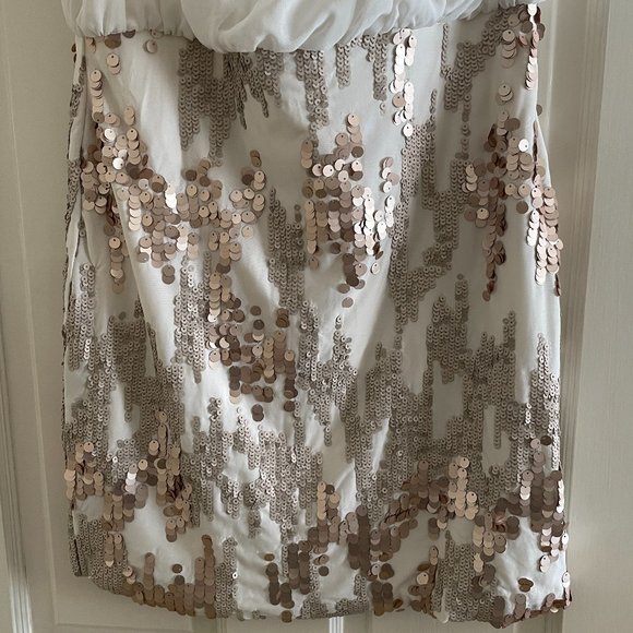 XOXO White and Gold Dress - Picture 4 of 5